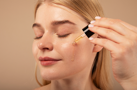 what does tranexamic acid do for skin